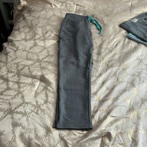 Figs straight leg